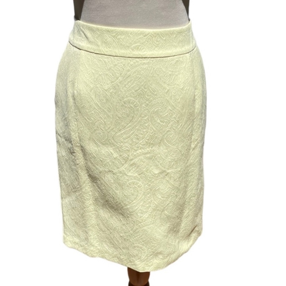 Banana Republic 22.5” Knee Length Skirt Lemon Ice Size 10